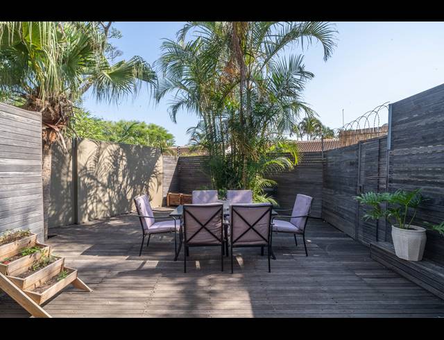2 BEDROOM DUPLEX FOR SALE IN UMHLANGA CENTRAL